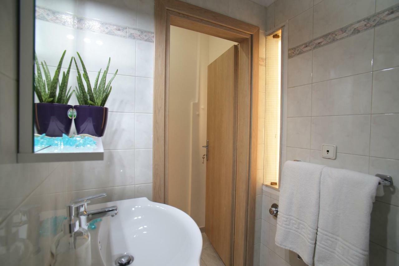 Stylish Modern Apartment, Nilie Hospitality Mgmt Thessaloniki Exterior photo